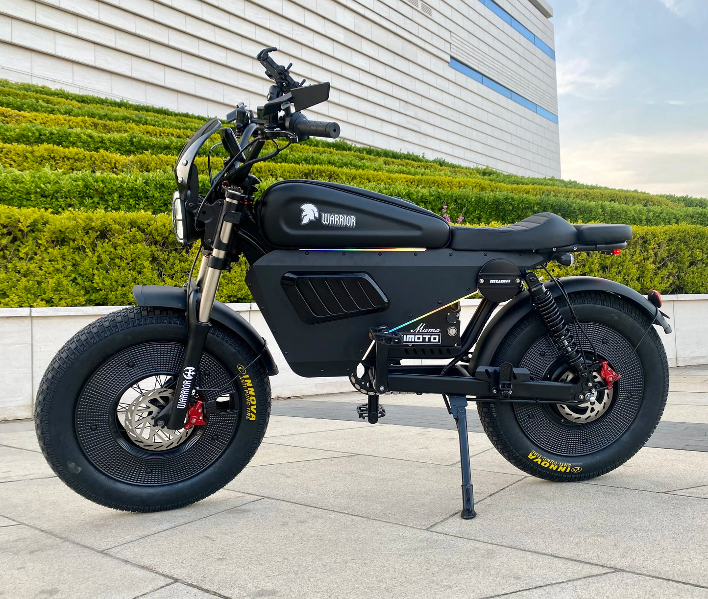 Retro black samurai knight 3000W Motor 60V45AH Long cruise lithium battery E-Bike 20 inch Off-road Fat Tyre Electric motorcycle